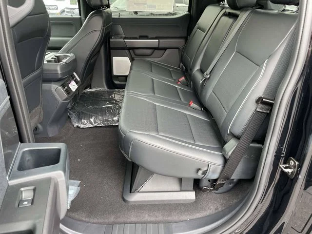 New 2026 Agate Black Metallic Ford Lariat image 6