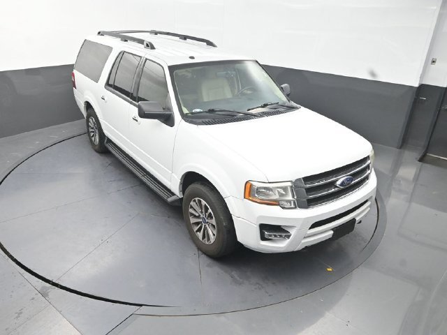 Used 2017 White Ford XLT image 23