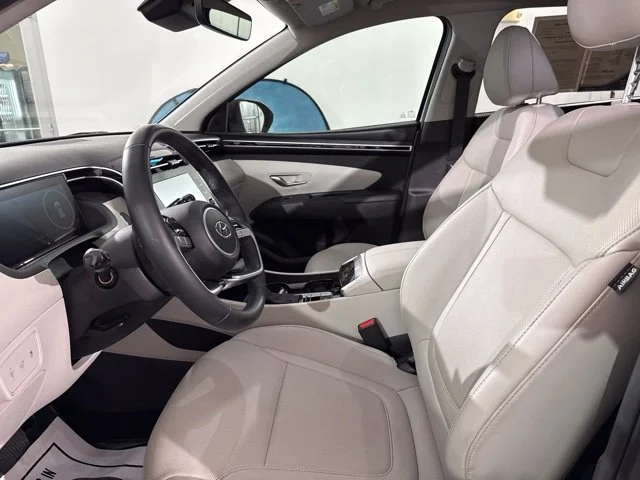 Used 2023 Silver Hyundai SEL image 18