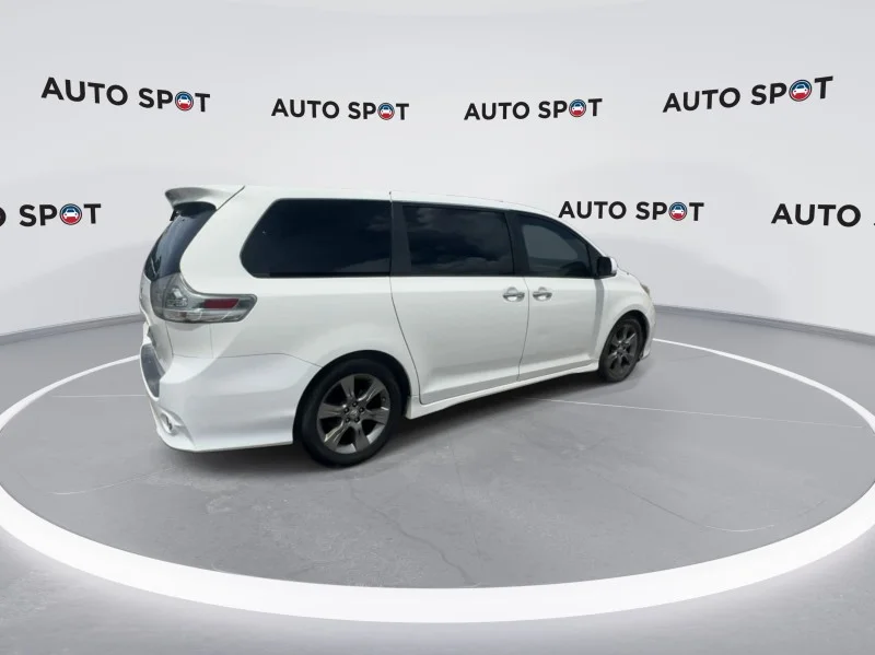 Used 2014 WHITE Toyota SE image 3