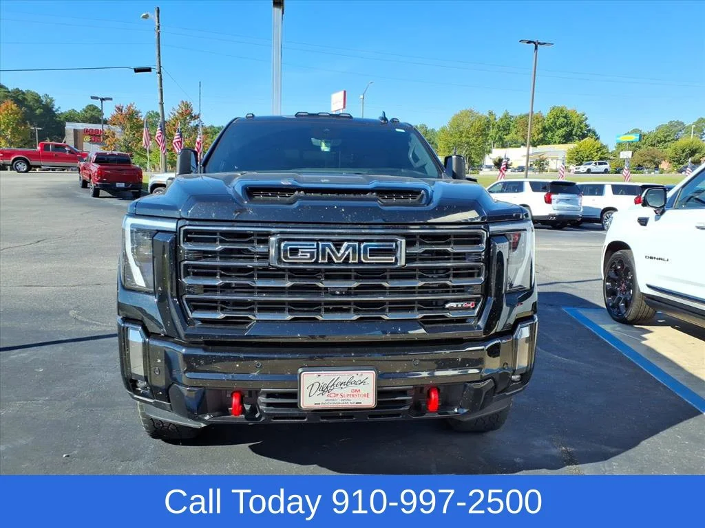 Used 2024 Onyx Black GMC AT4 image 2