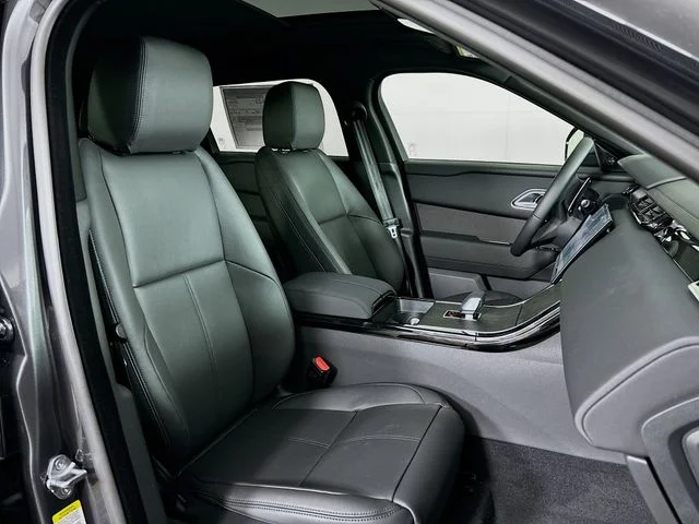 New 2026 Carpathian Gray Land Rover Dynamic SE image 27