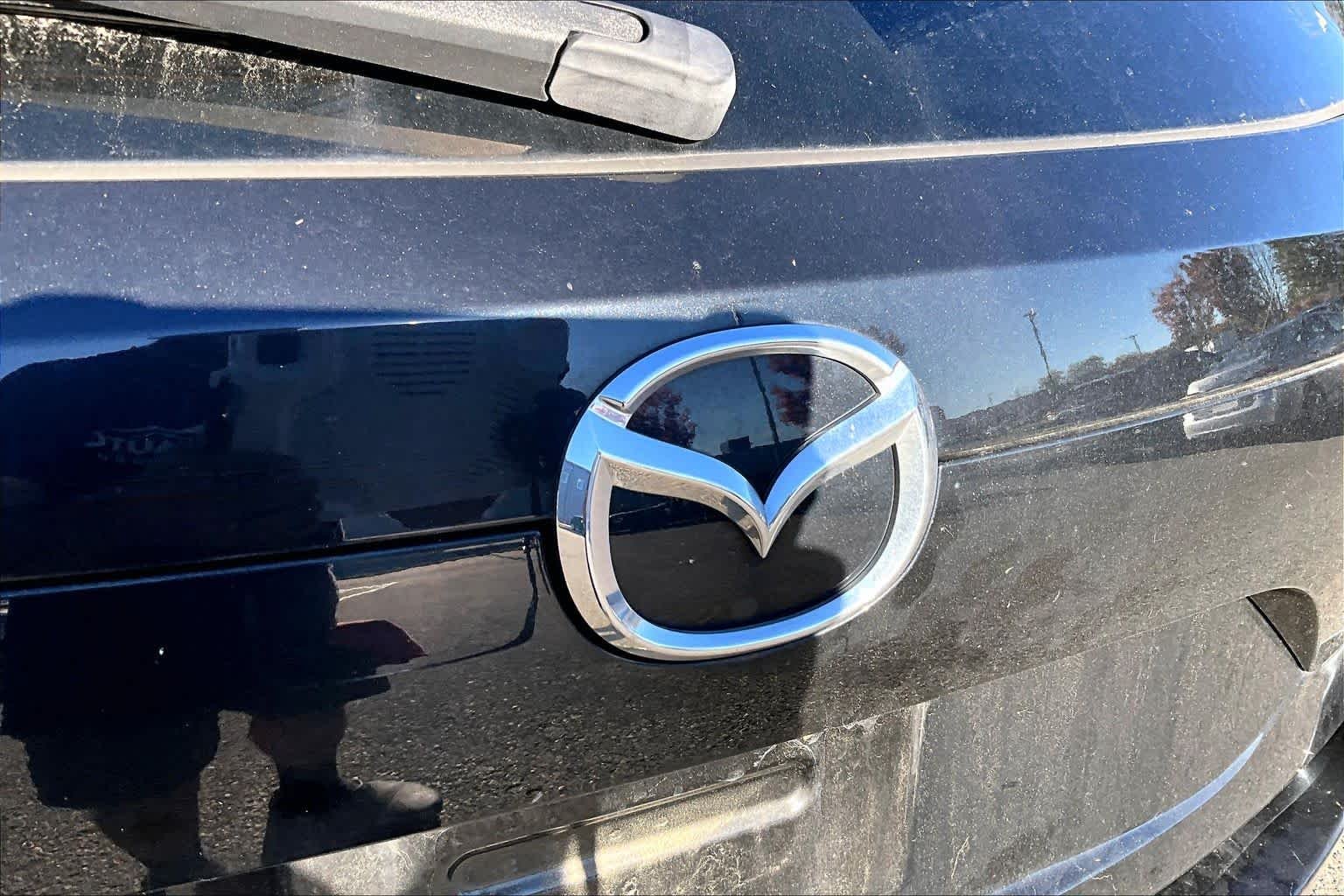 Used 2020 Jet Black Mica Mazda Grand Touring image 31