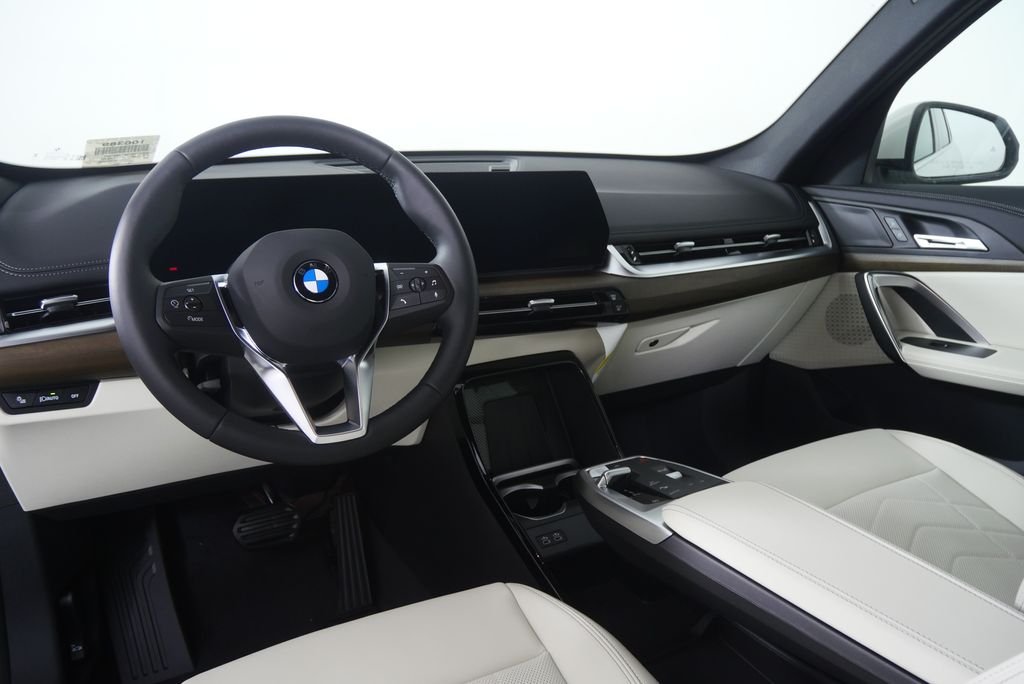 New 2026 Alpine White BMW xDrive28i image 17