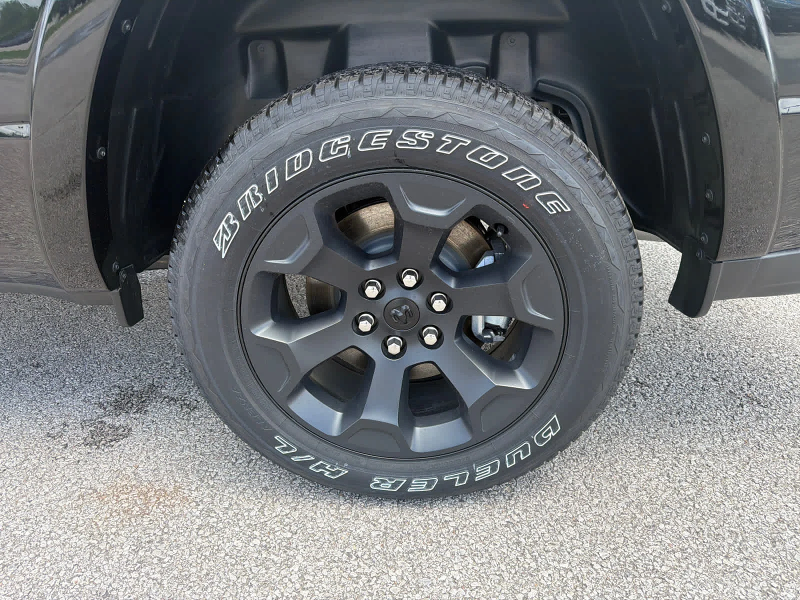 New 2026 Diamond Black Crystal Pearlcoat Ram Big Horn image 6