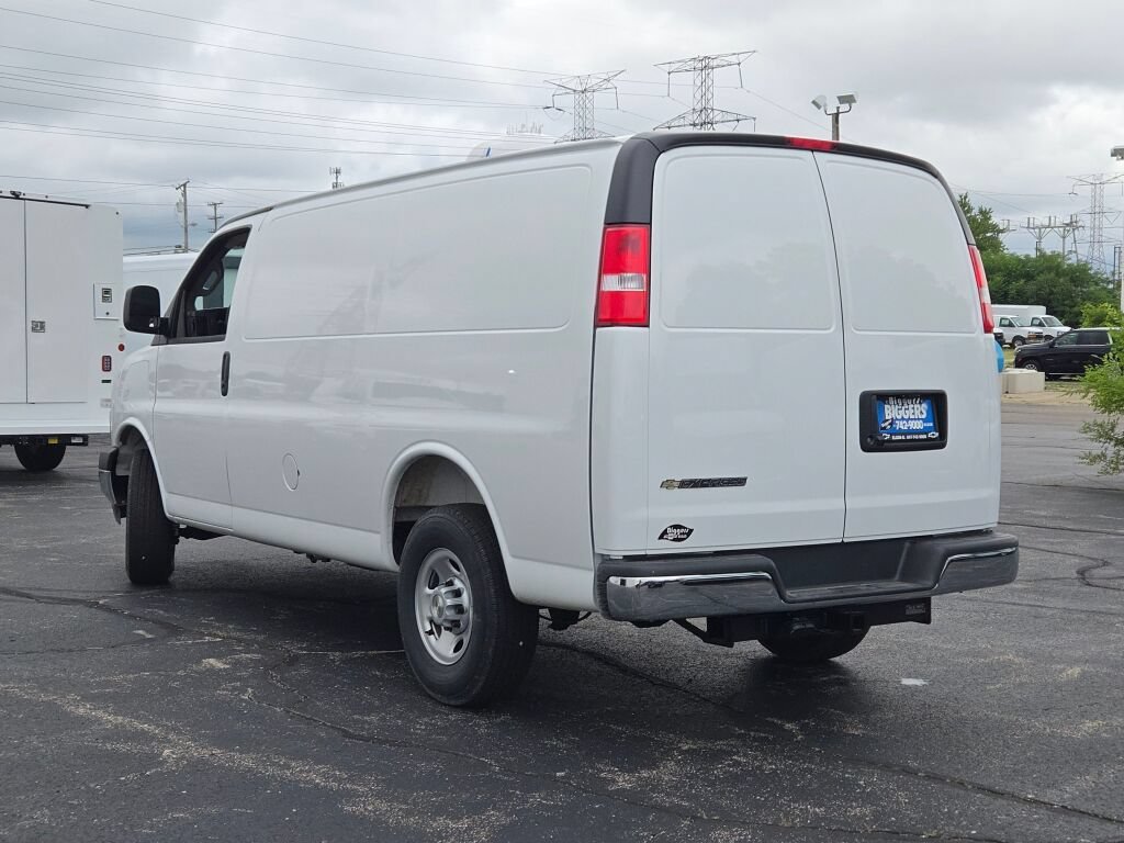 2025 Chevrolet Express Cargo Work Van - Photo 14