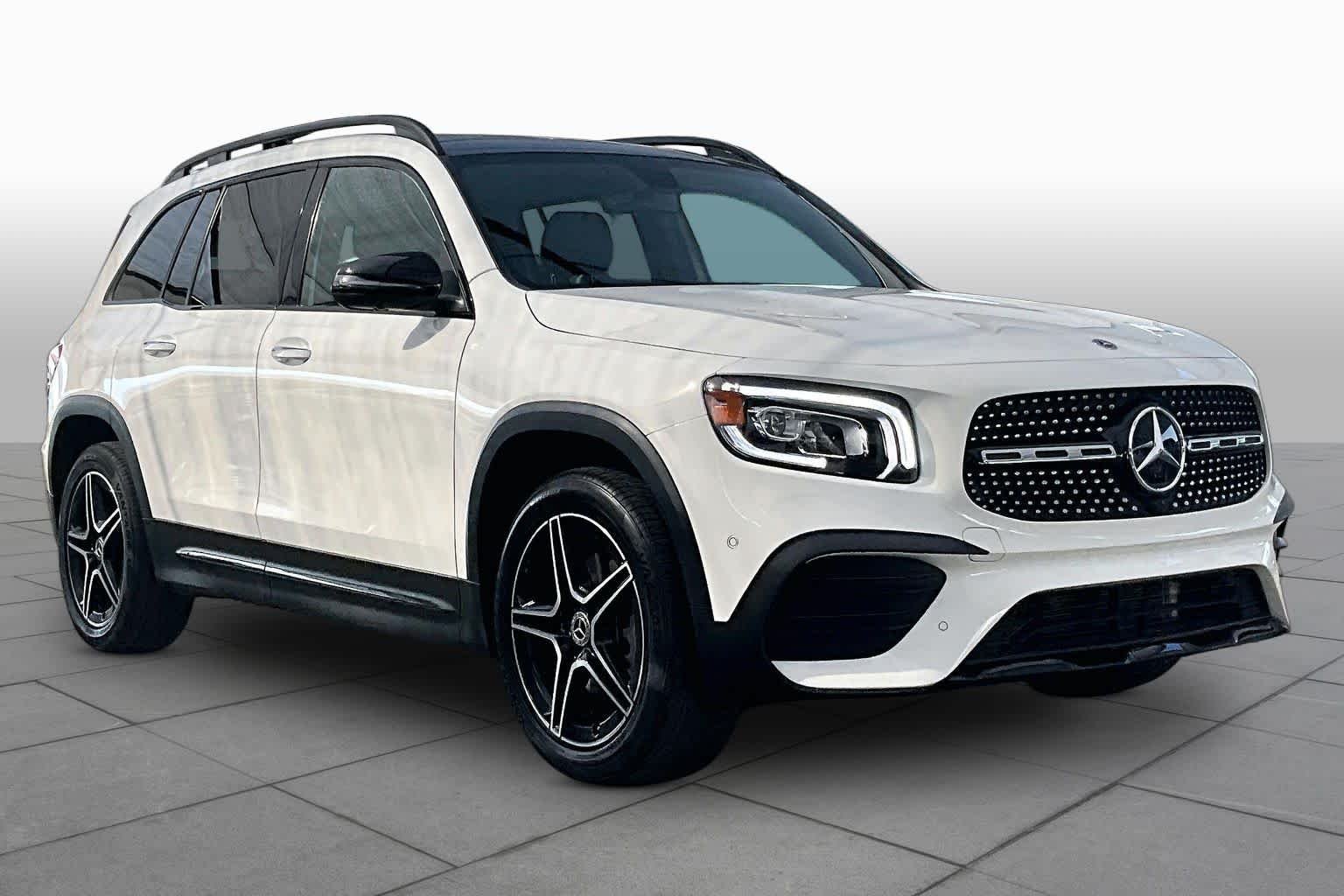 Pre-Owned 2023 Mercedes-Benz GLB 250
