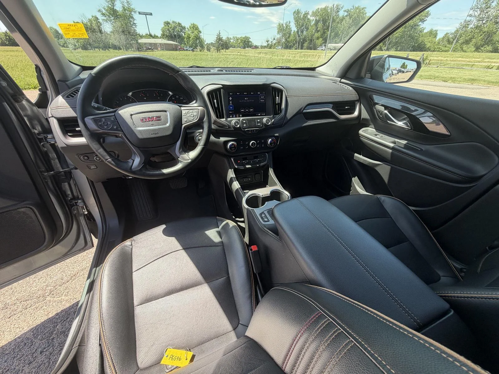 Used 2023 Sterling Metallic GMC AT4 image 10