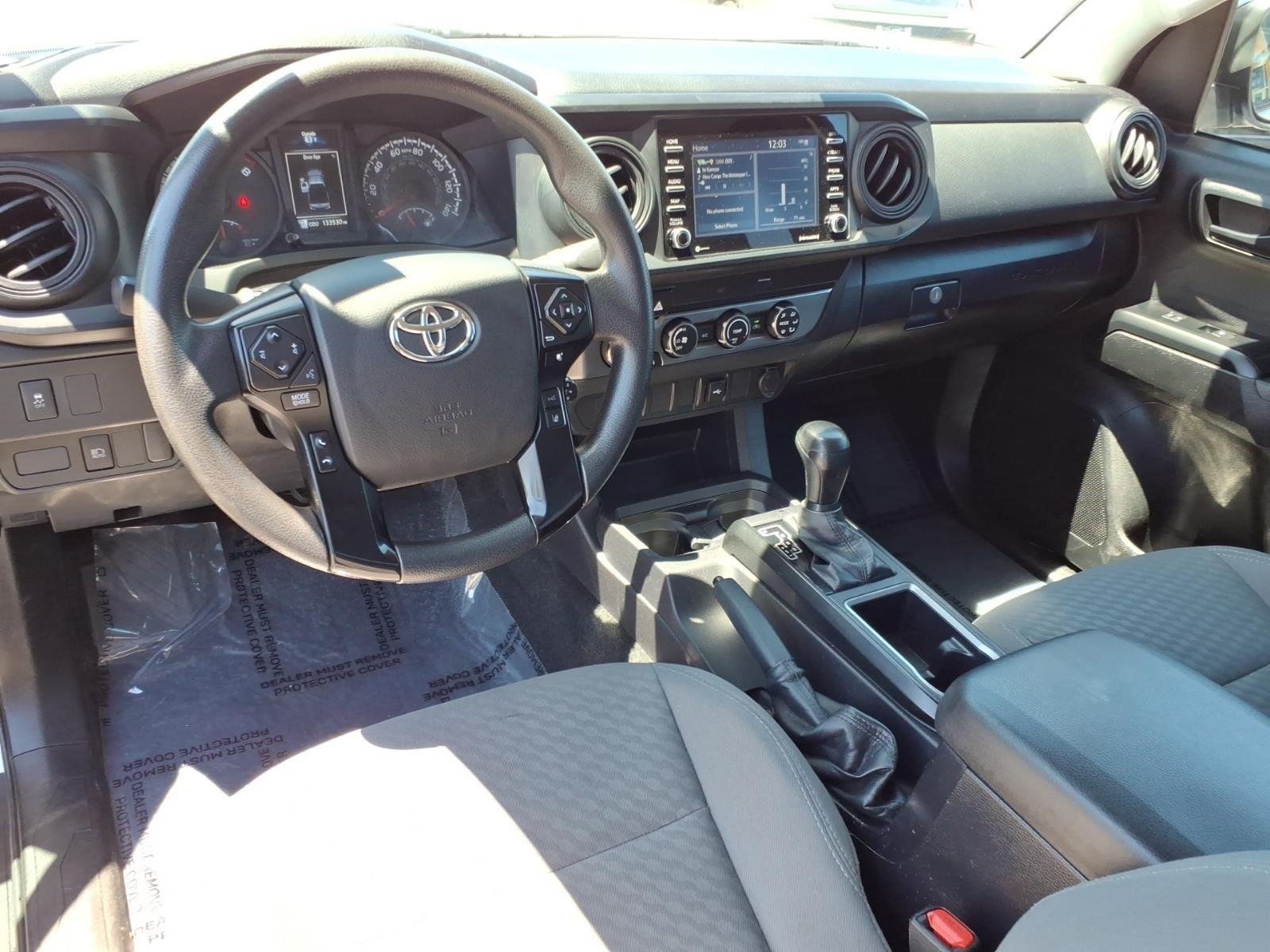 Used 2022 White Toyota SR image 19