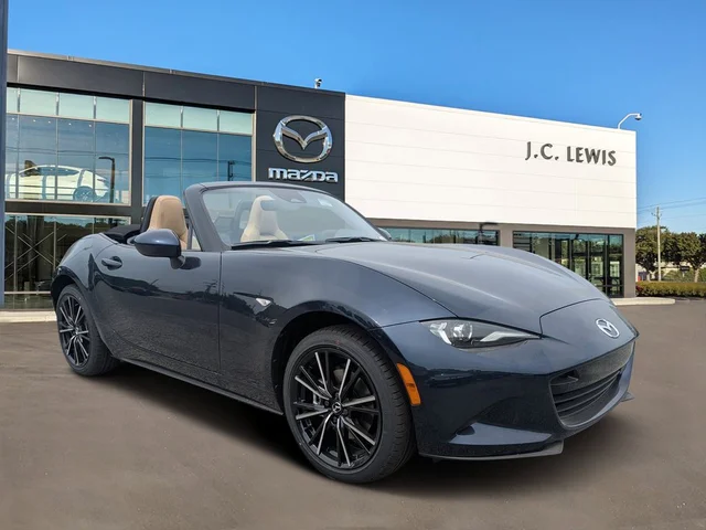 New 2026 Mazda Mazda MX-5 Miata Grand Touring CONVERTIBLE in