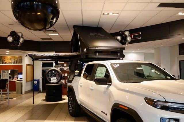 2025 GMC Canyon AT4 - Photo 50