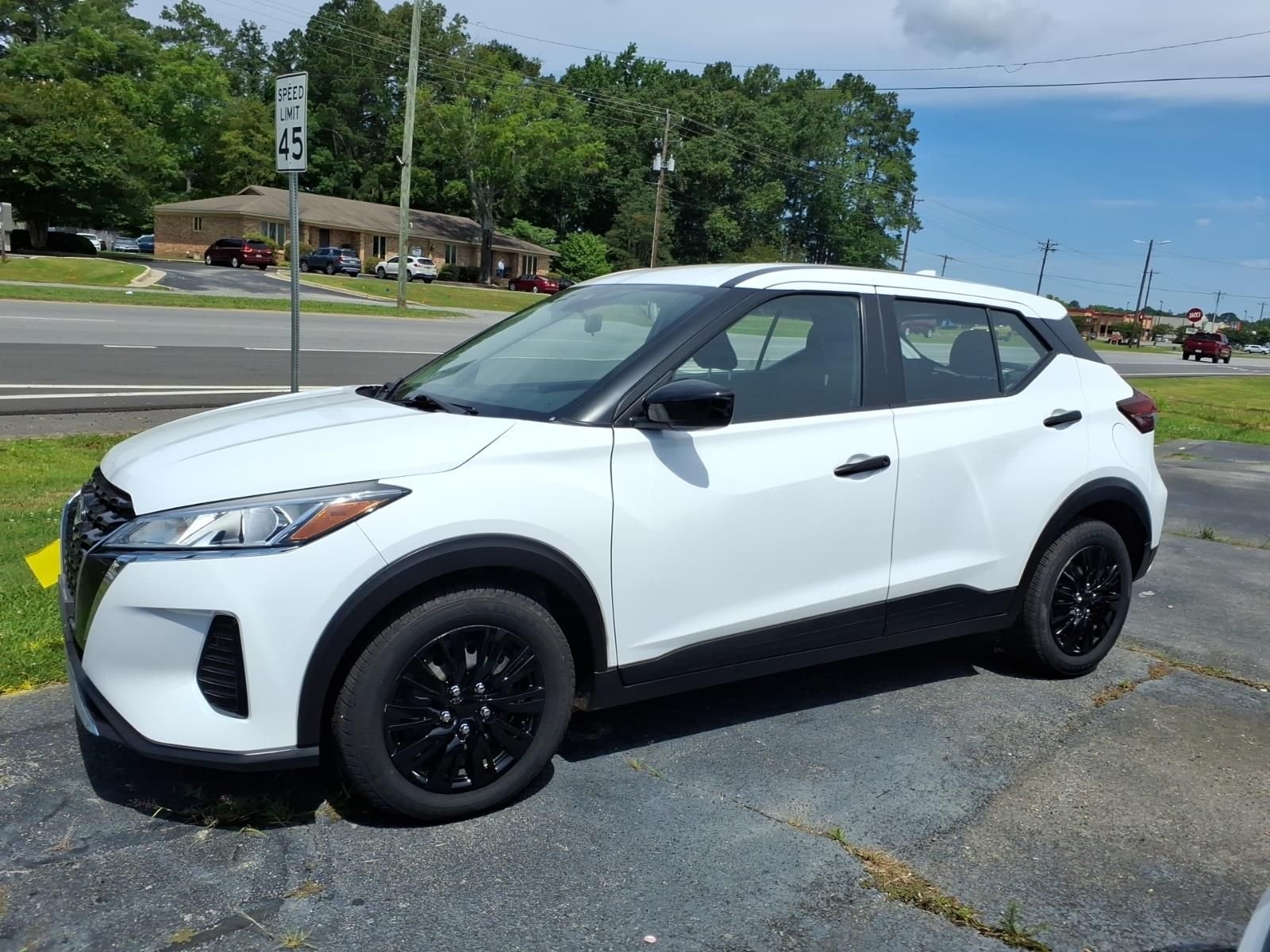 Used 2024 White Nissan S image 2