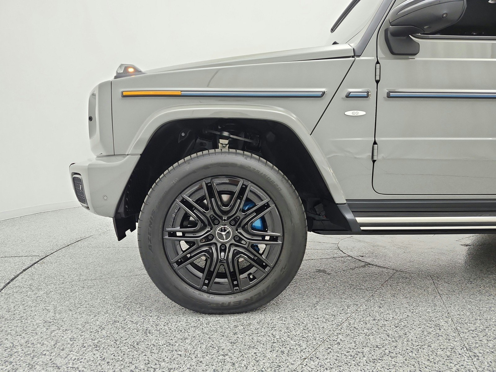 Certified Used 2025 MANUFAKTUR Arabian Grey Mercedes-Benz G 580e SUV image 18