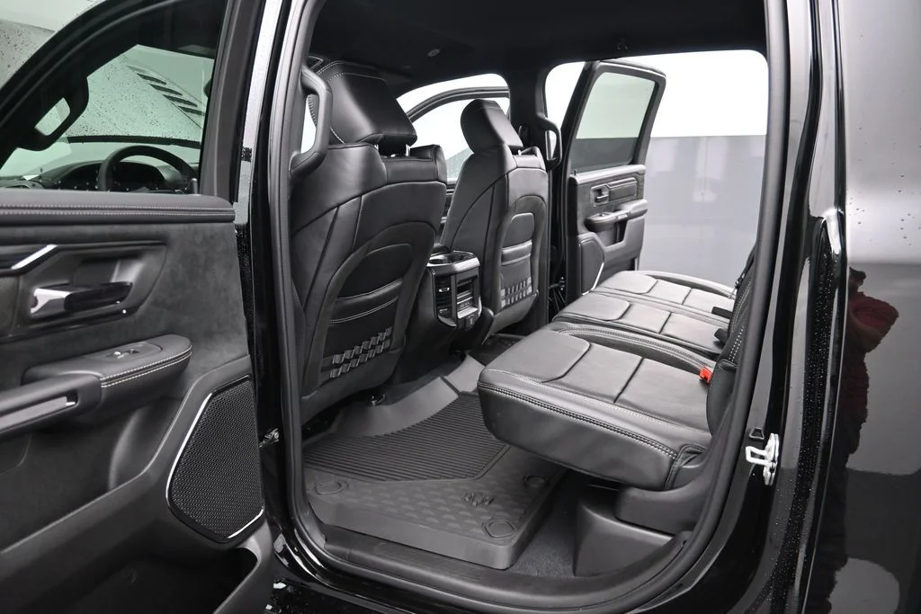 New 2026 Diamond Black Crystal Pearl-Coat Exterior Paint RAM RHO image 17