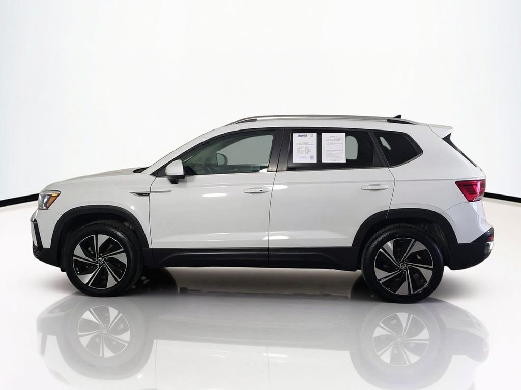2024 Volkswagen Taos SE - Photo 10