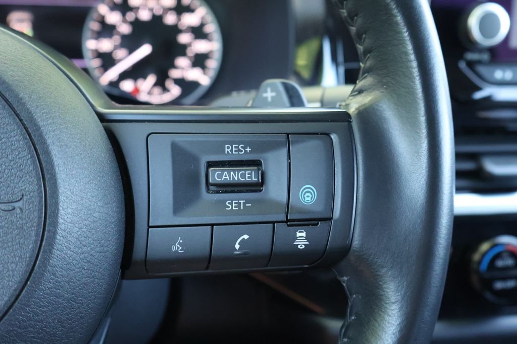 Used 2024 Super Black Nissan SV image 30