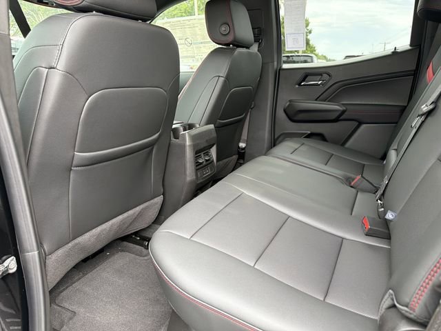 2026 Chevrolet Colorado Z71 - Photo 16