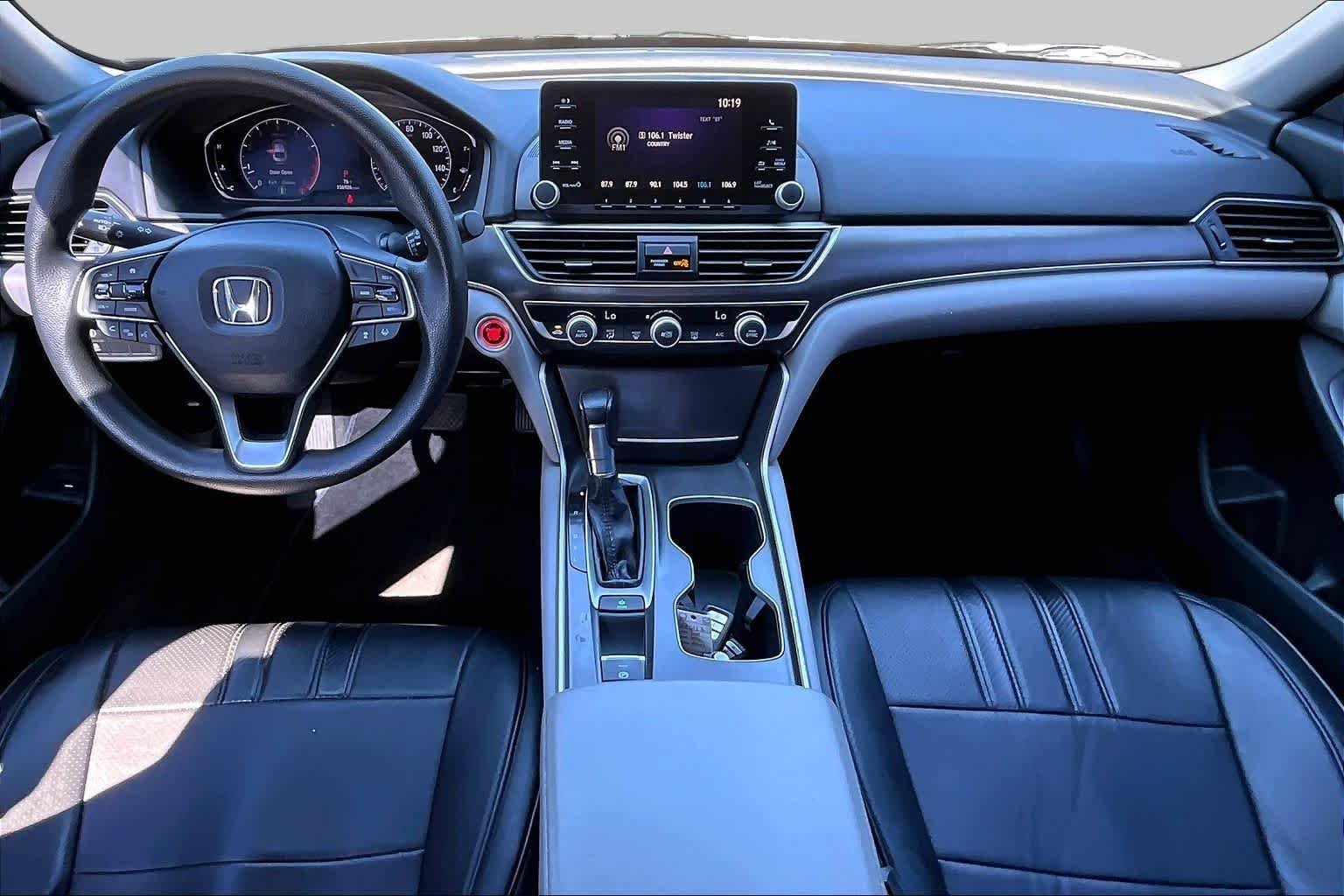 Used 2019 Lunar Silver Metallic Honda LX 1.5T image 15