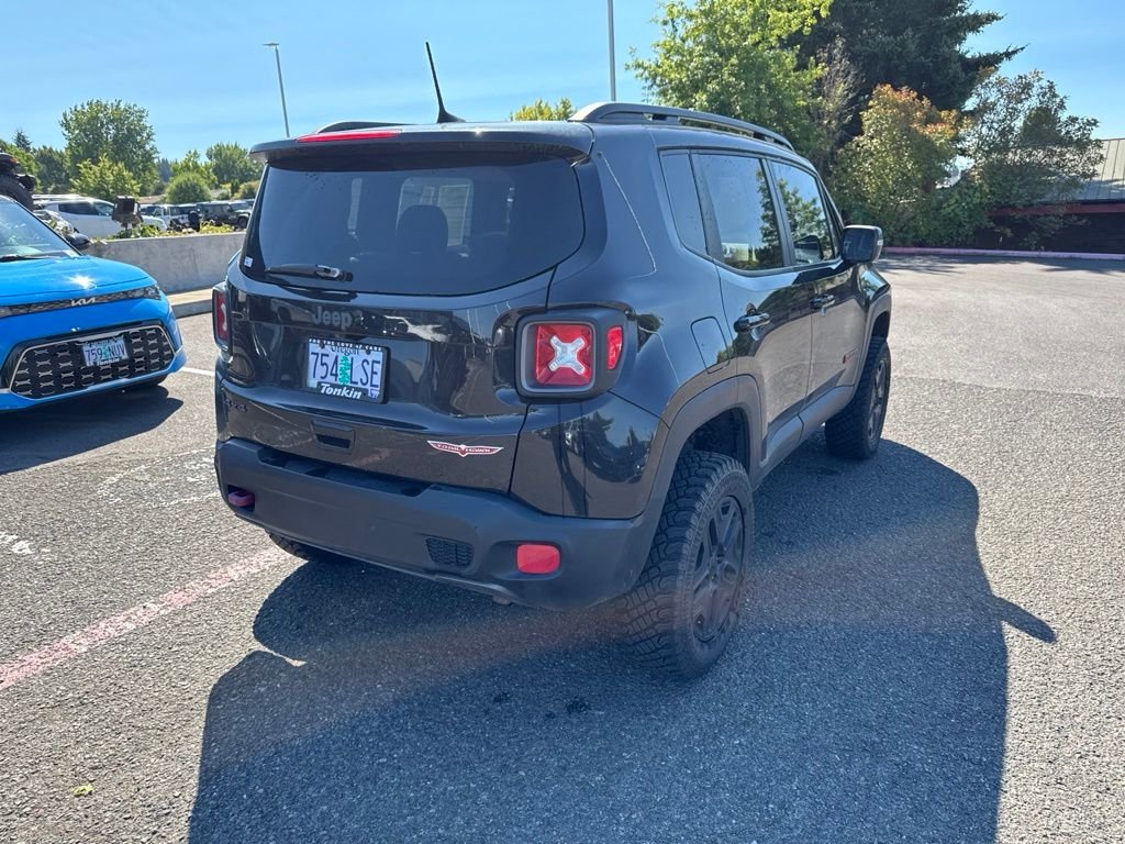 Used 2018 Black Jeep Trailhawk image 8
