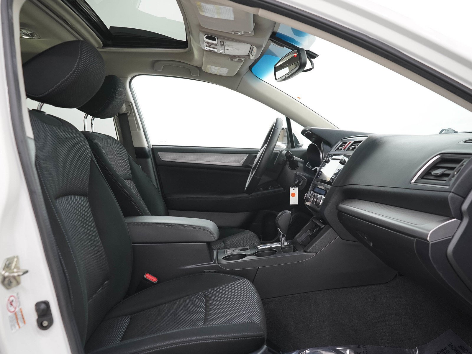 Used 2016 Crystal White Pearl Subaru 2.5i Premium image 13