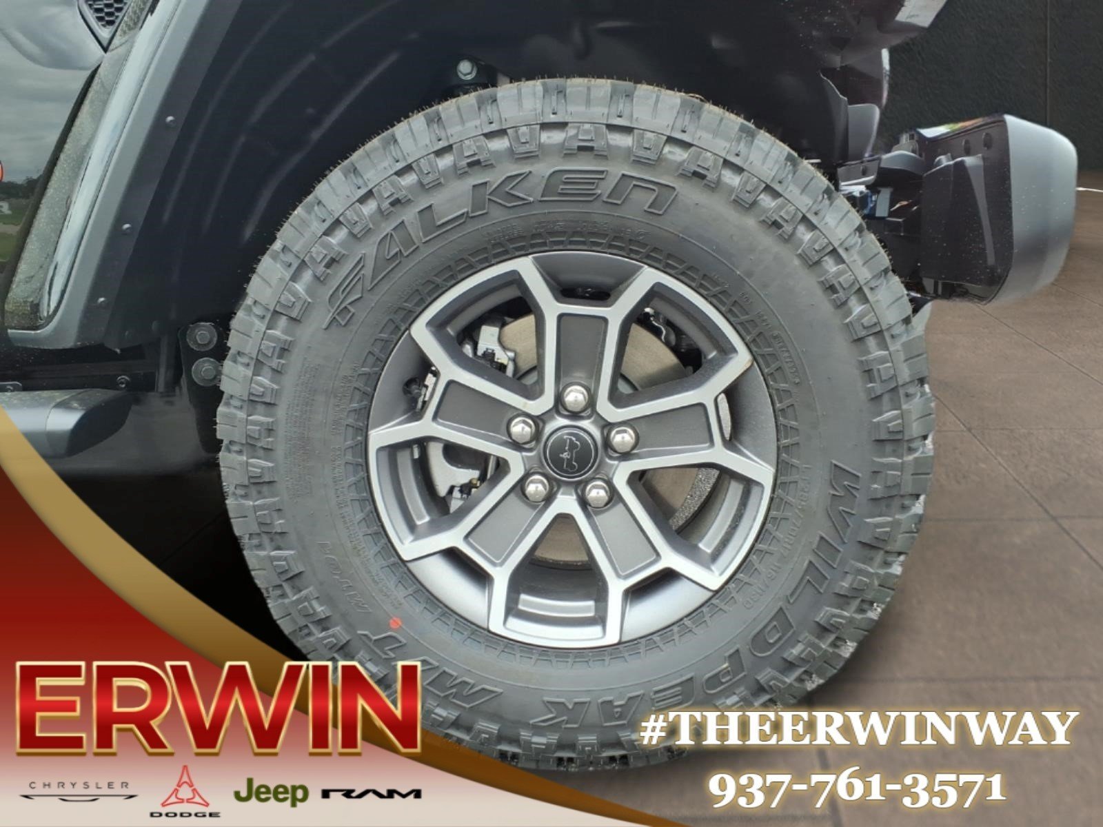 New 2026 Black Clear-Coat Exterior Paint Jeep Mojave image 7