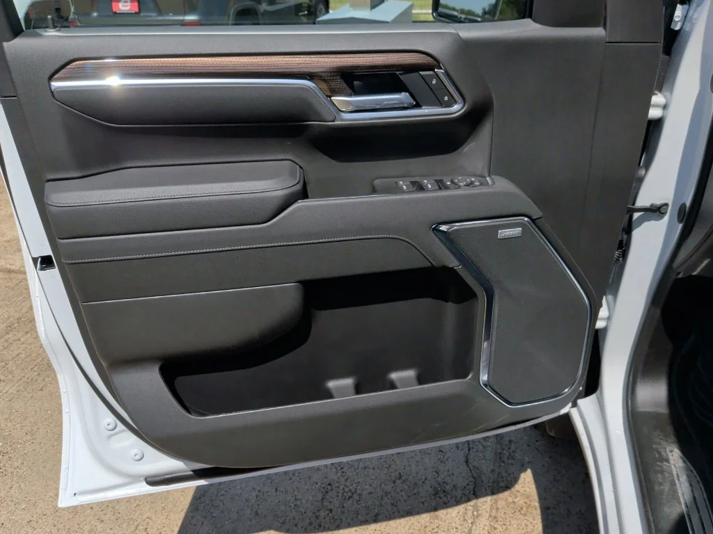 2026 Chevrolet Silverado 1500 LT Trail Boss - Photo 10