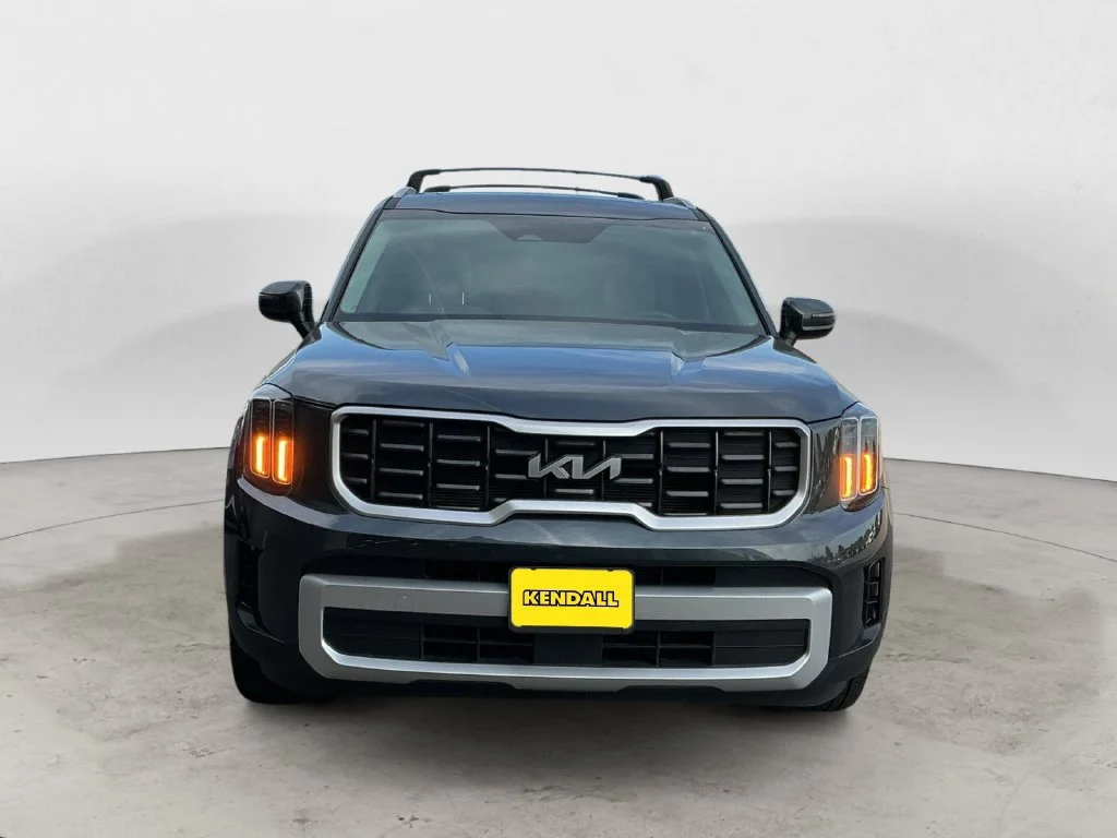 Used 2024 Gray Kia S image 3
