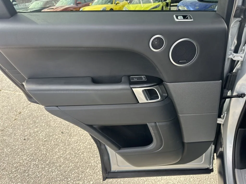 Used 2018 Silver Land Rover Supercharged image 30
