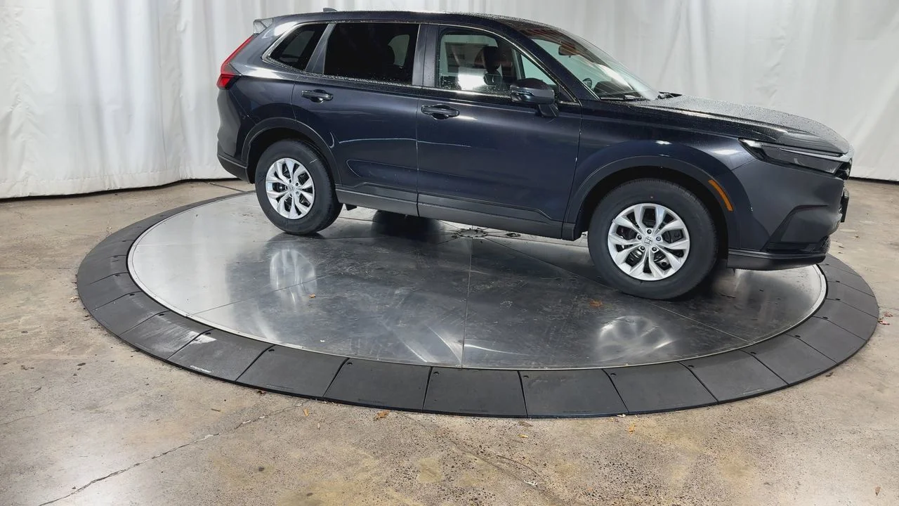 New 2026 Meteorite Gray Metallic Honda LX image 2