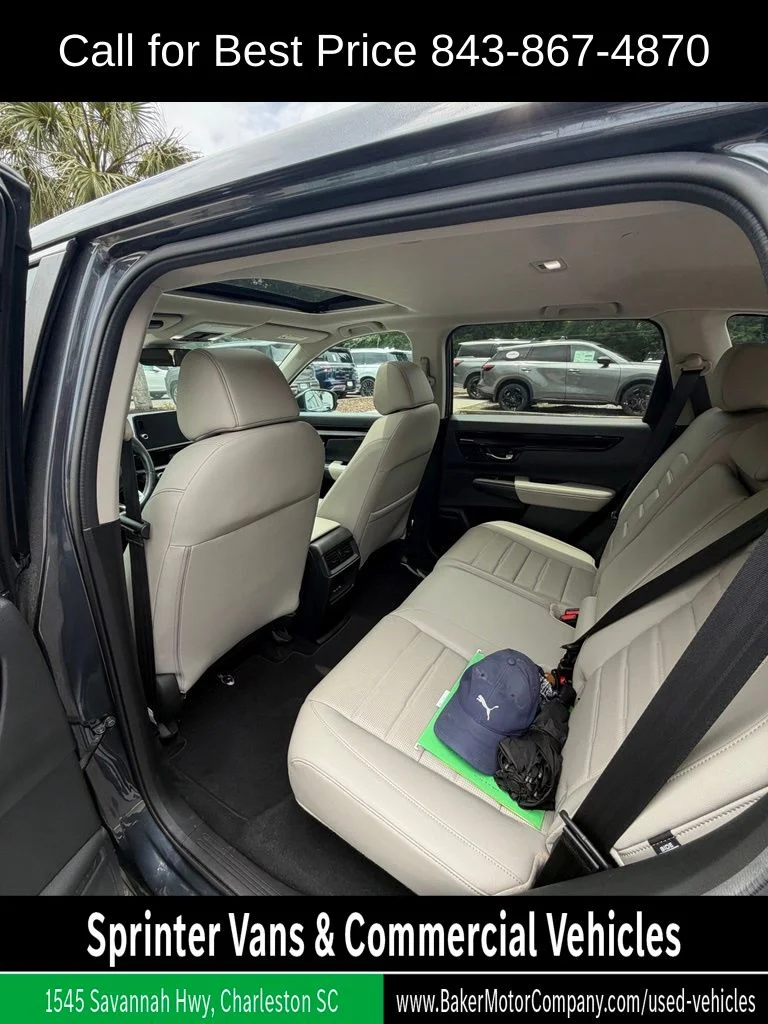 Used 2024  Honda EX-L image 4
