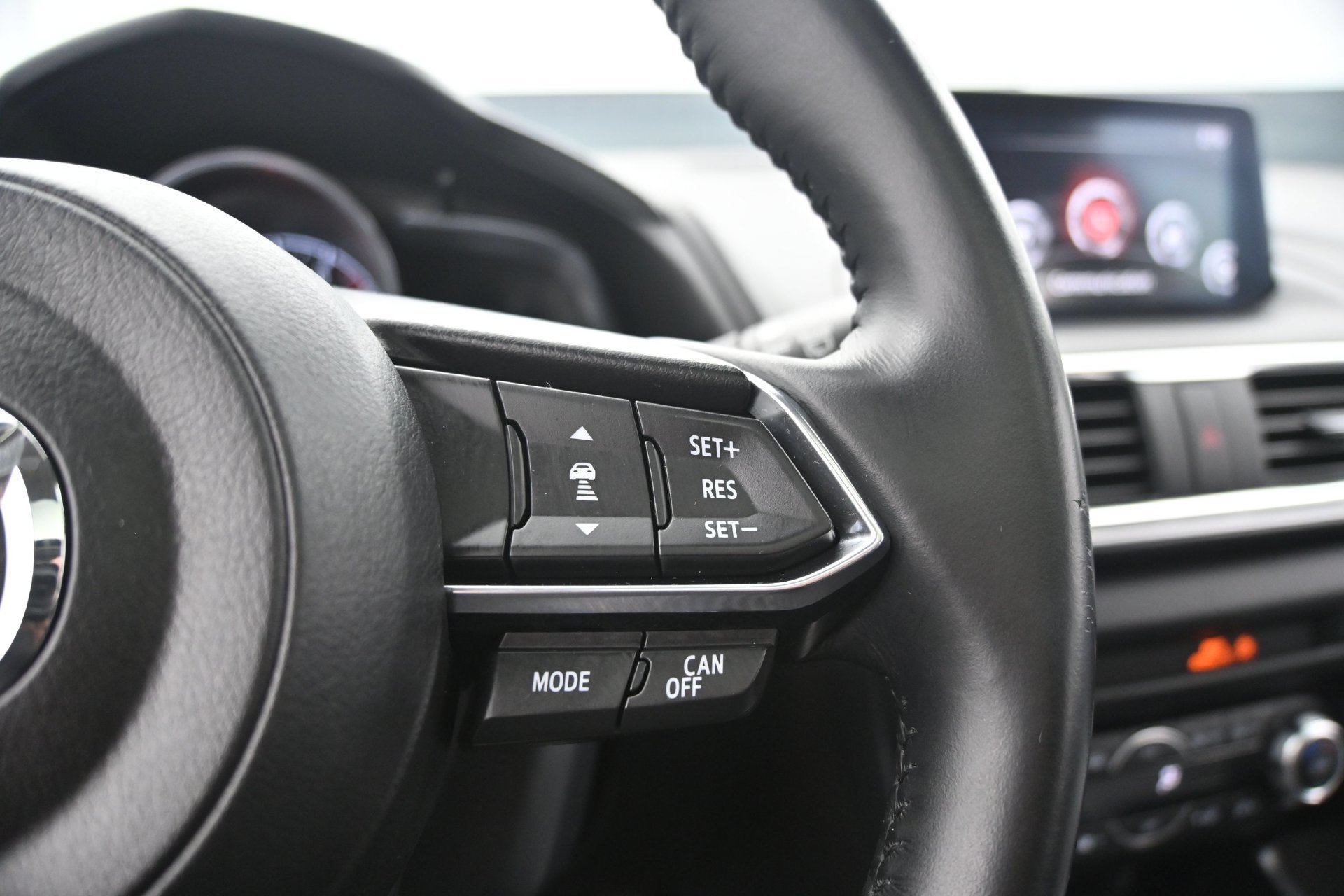 Used 2018 Deep Crystal Blue Mica Mazda Grand Touring image 28