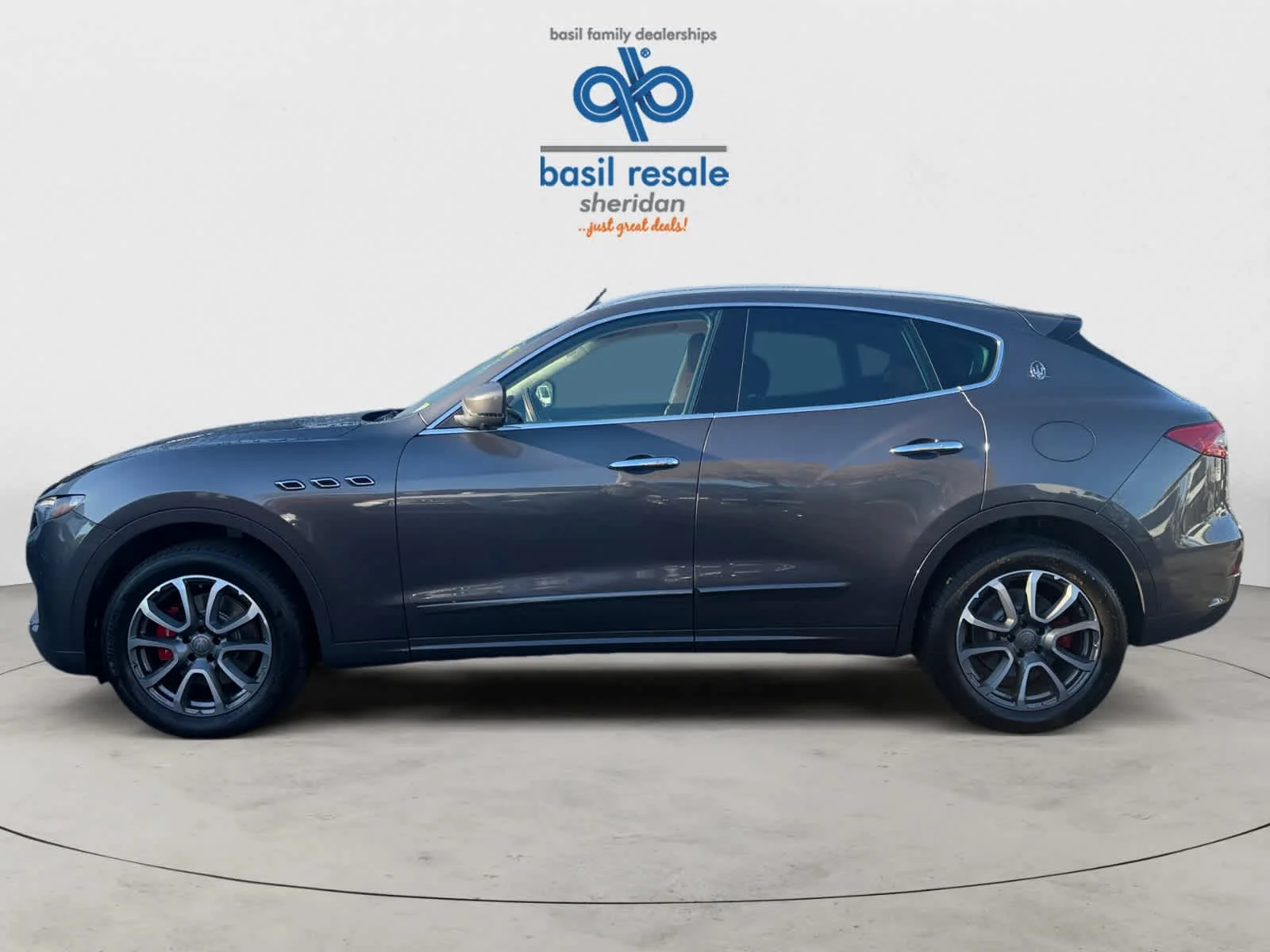 Used 2017 Grigio Metallic Maserati  image 3