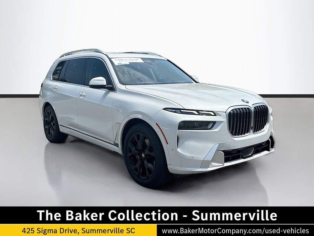 2023 BMW X7 xDrive40i's photo