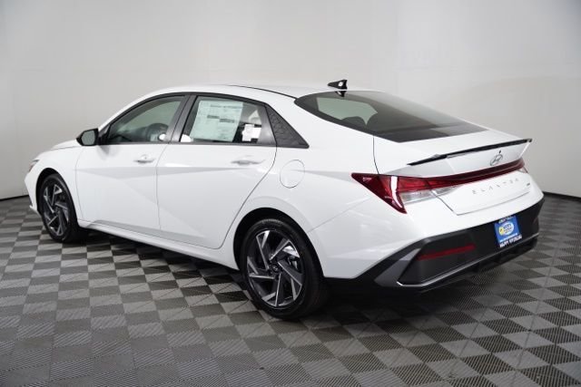 2025 Hyundai Elantra Blue - Photo 34