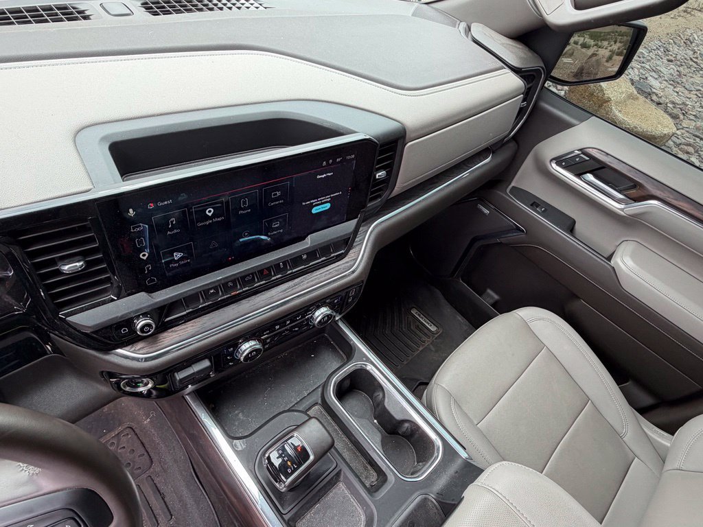 Certified Used 2023 White GMC SLT image 27