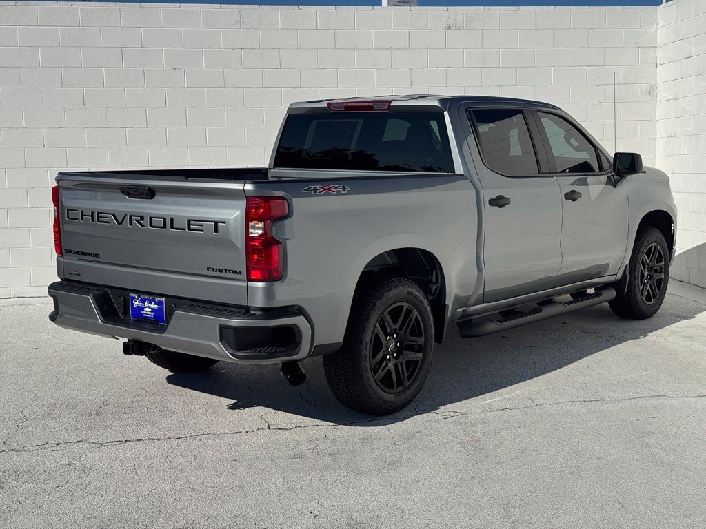 2026 Chevrolet Silverado 1500 Custom - Photo 11