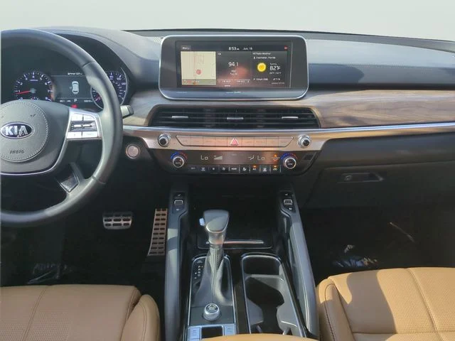 Used 2020 White Kia SX image 14