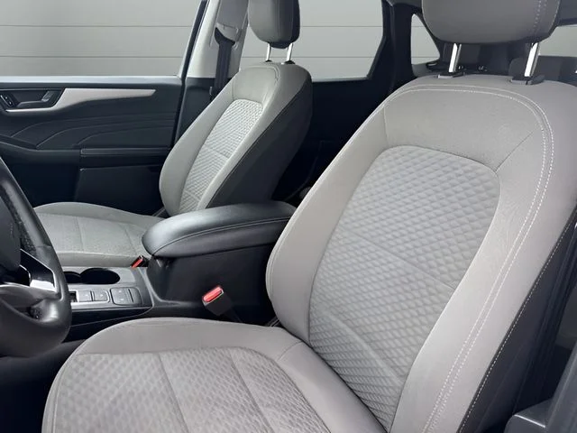 Used 2022 Blue Ford SE image 20