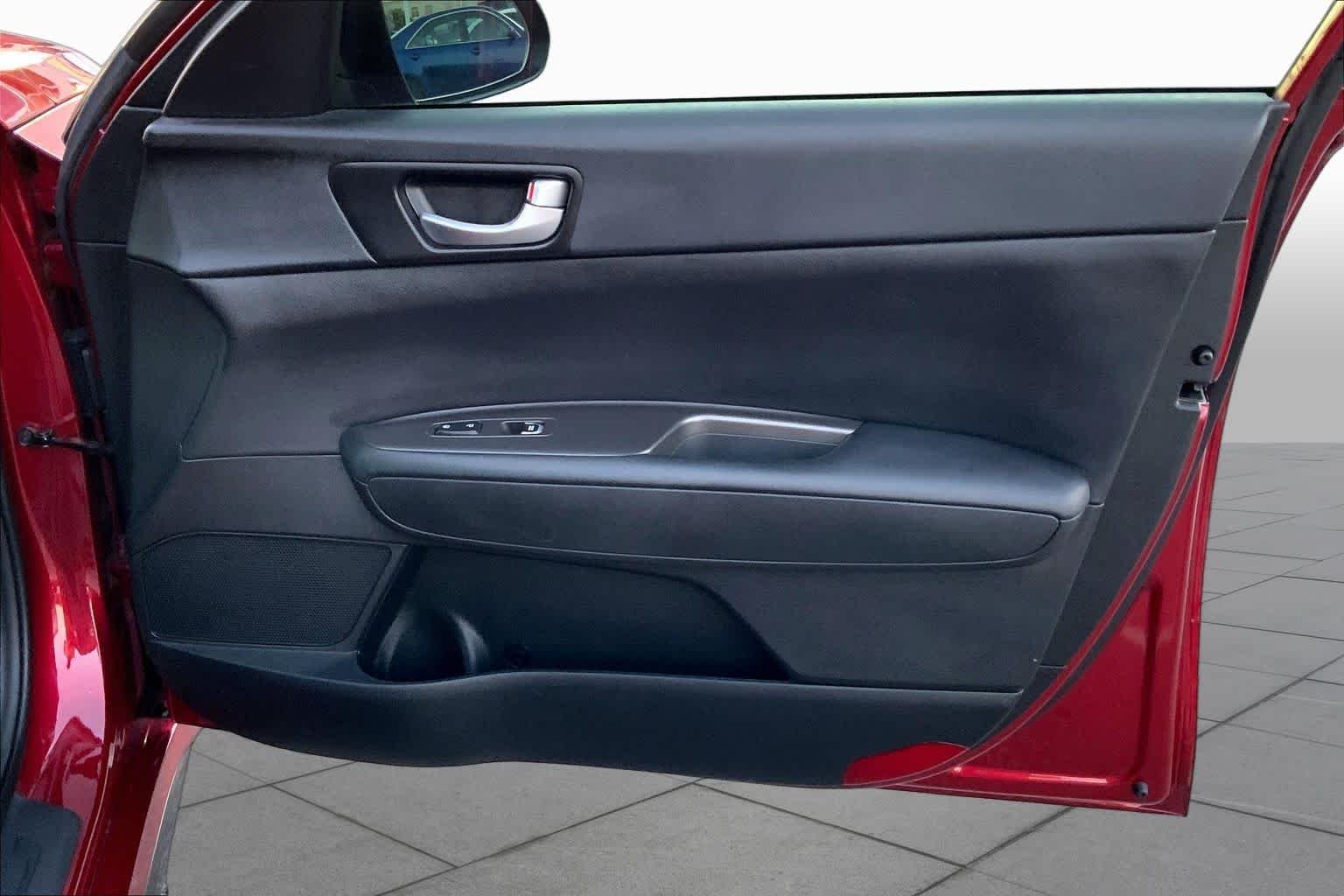 Used 2019 Passion Red Kia S image 20