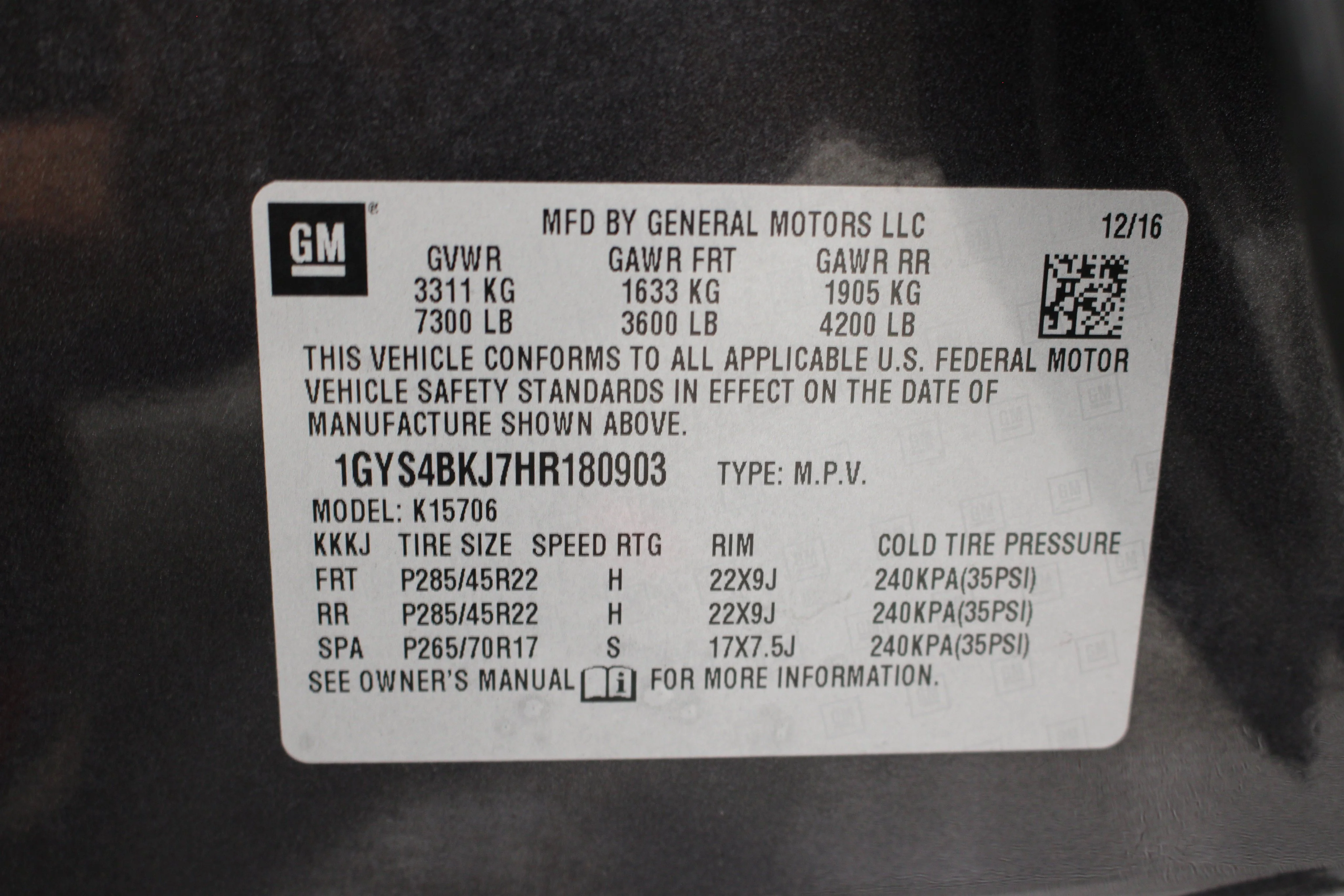 Used 2017 Dark Granite Metallic Cadillac Luxury image 41