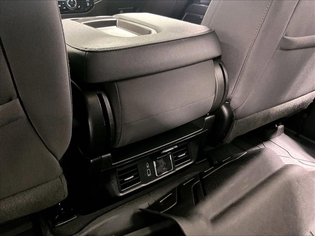 Used 2022 White Chevrolet RST image 27