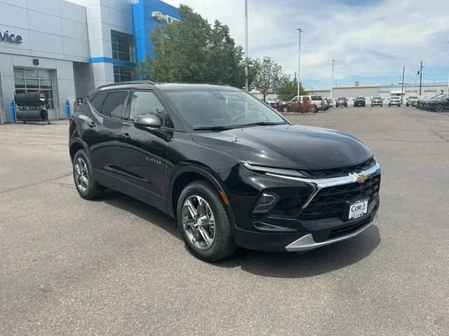 2025 Chevrolet Blazer 2.0T 2LT AWD's photo