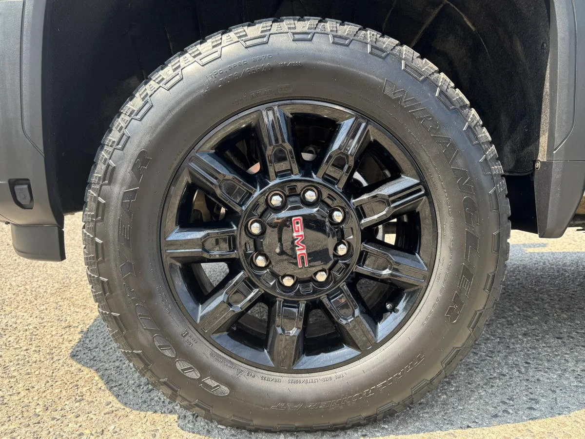Used 2026 Grey GMC AT4 image 11