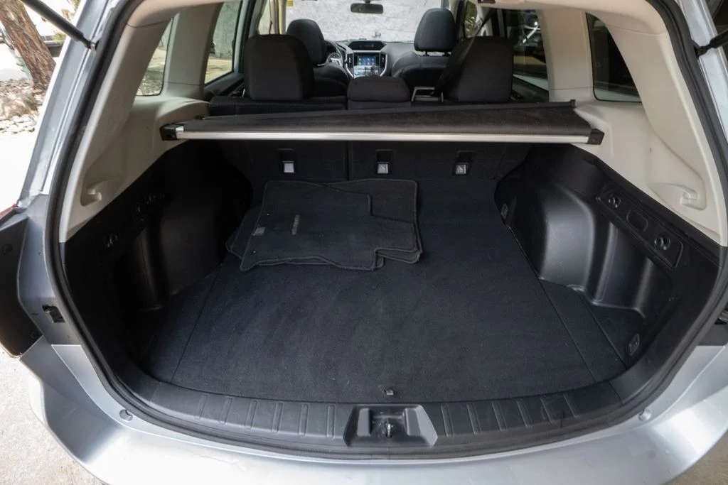 Used 2022 Silver Subaru Premium image 20