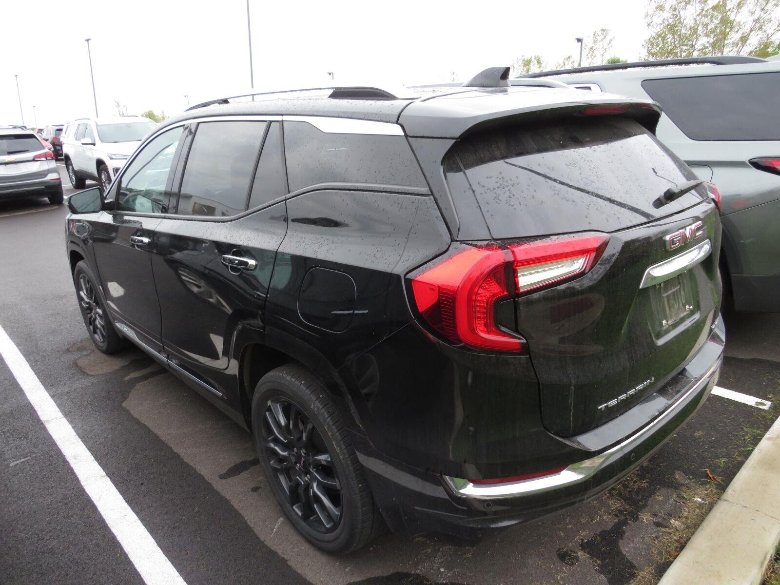 Used 2024 Ebony Twilight Metallic GMC Denali image 7