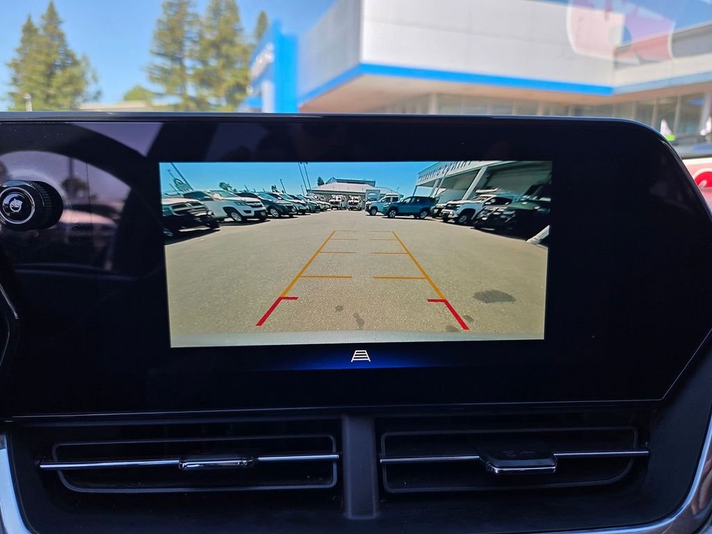Used 2025 Gray Chevrolet LT image 7