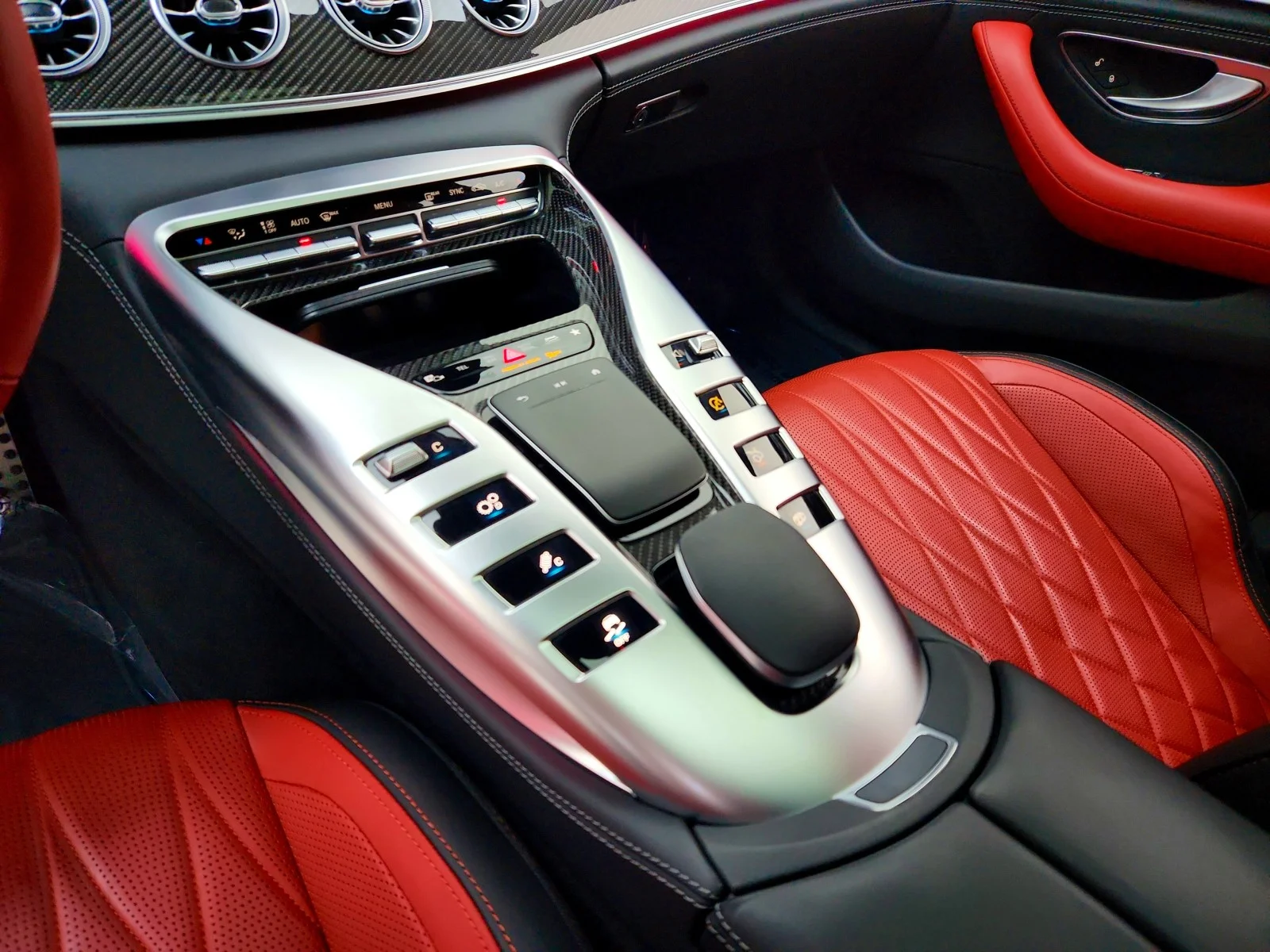 2024 Mercedes-Benz AMG GT 4-Door Coupe 53 - Photo 22