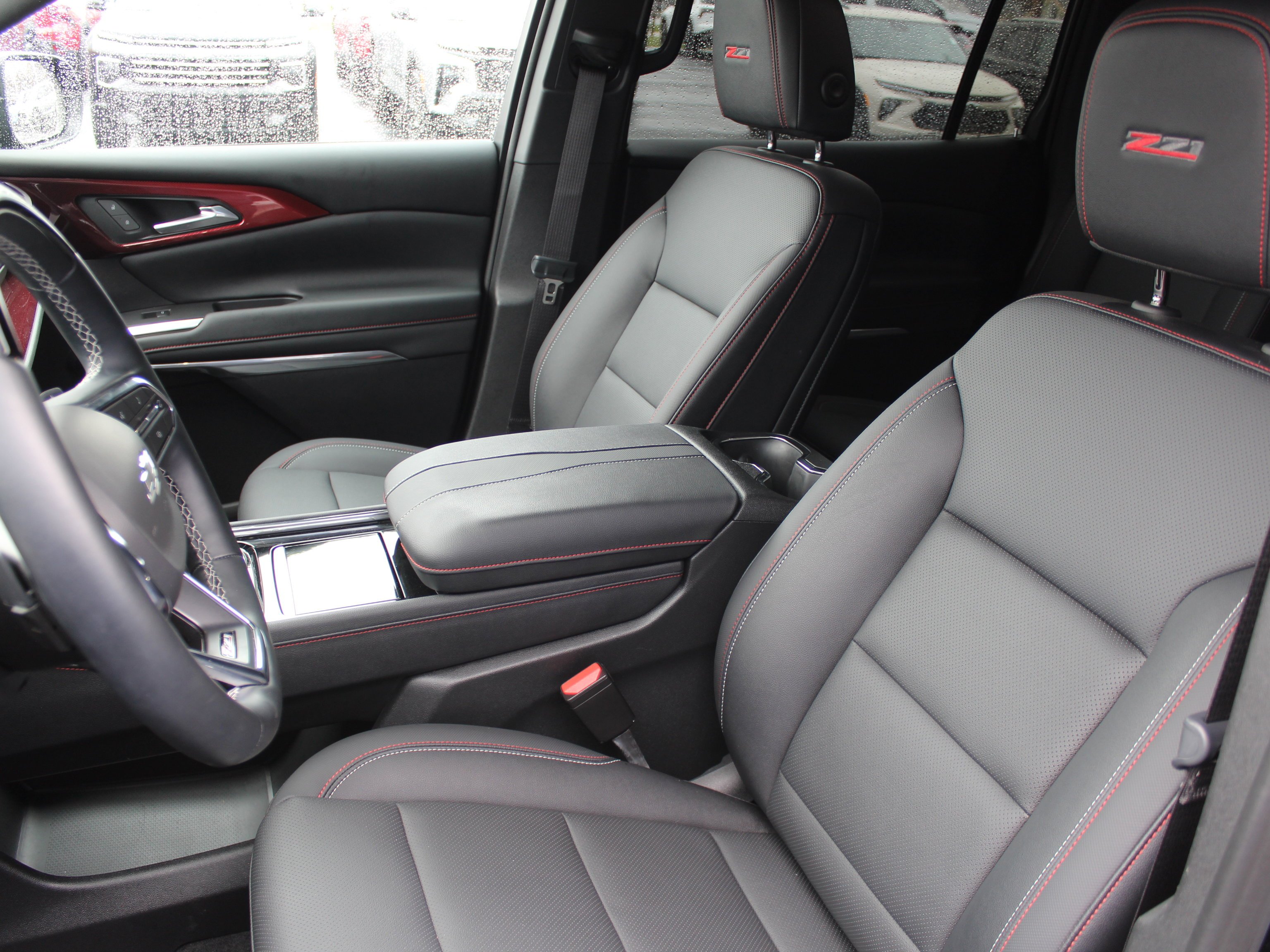 2024 Chevrolet Traverse Z71 - Photo 11