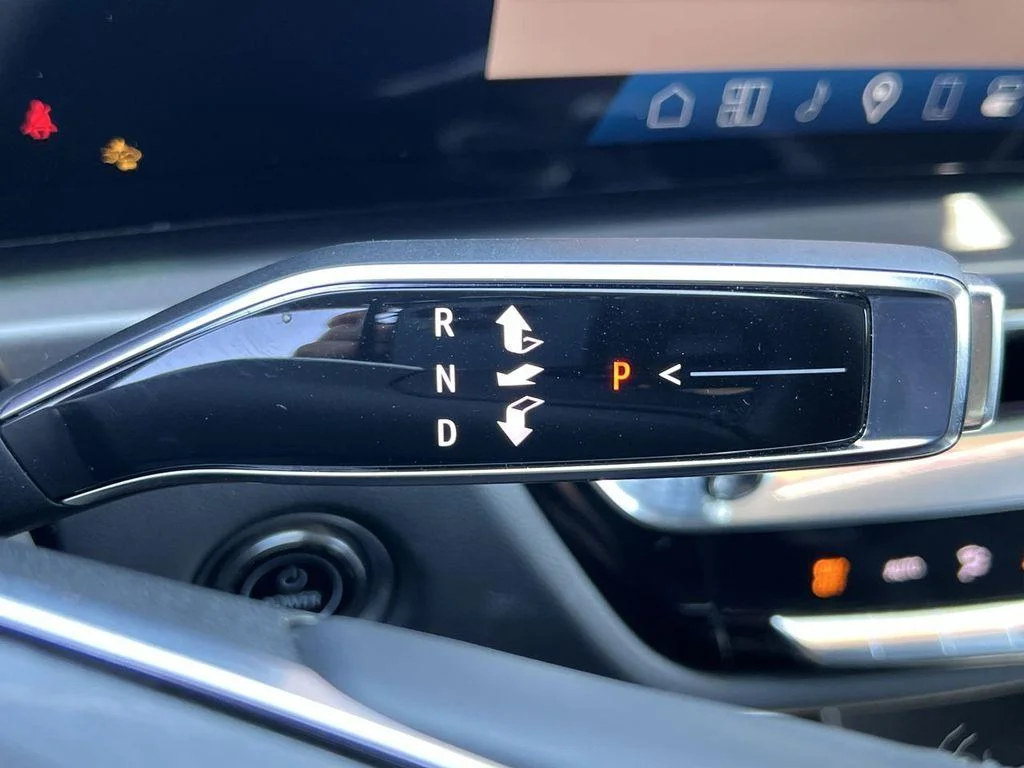 2024 Cadillac LYRIQ Tech - Photo 19
