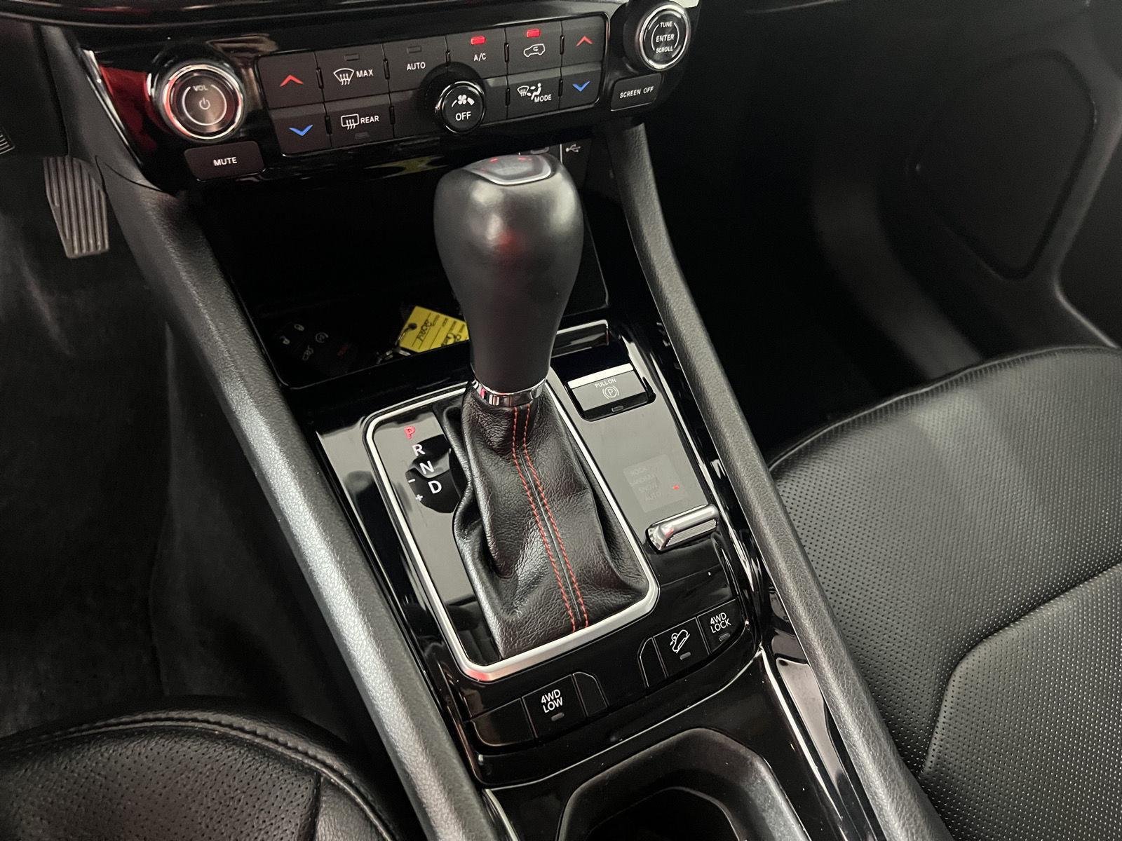Used 2022 Billet Silver Metallic Clearco Jeep Trailhawk image 9
